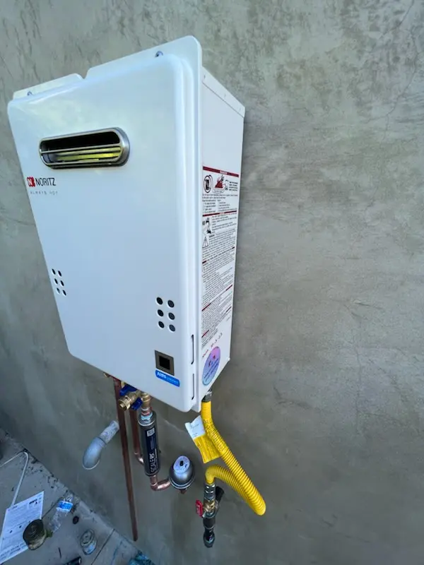 Tankless water heater installation for Knollwood homes